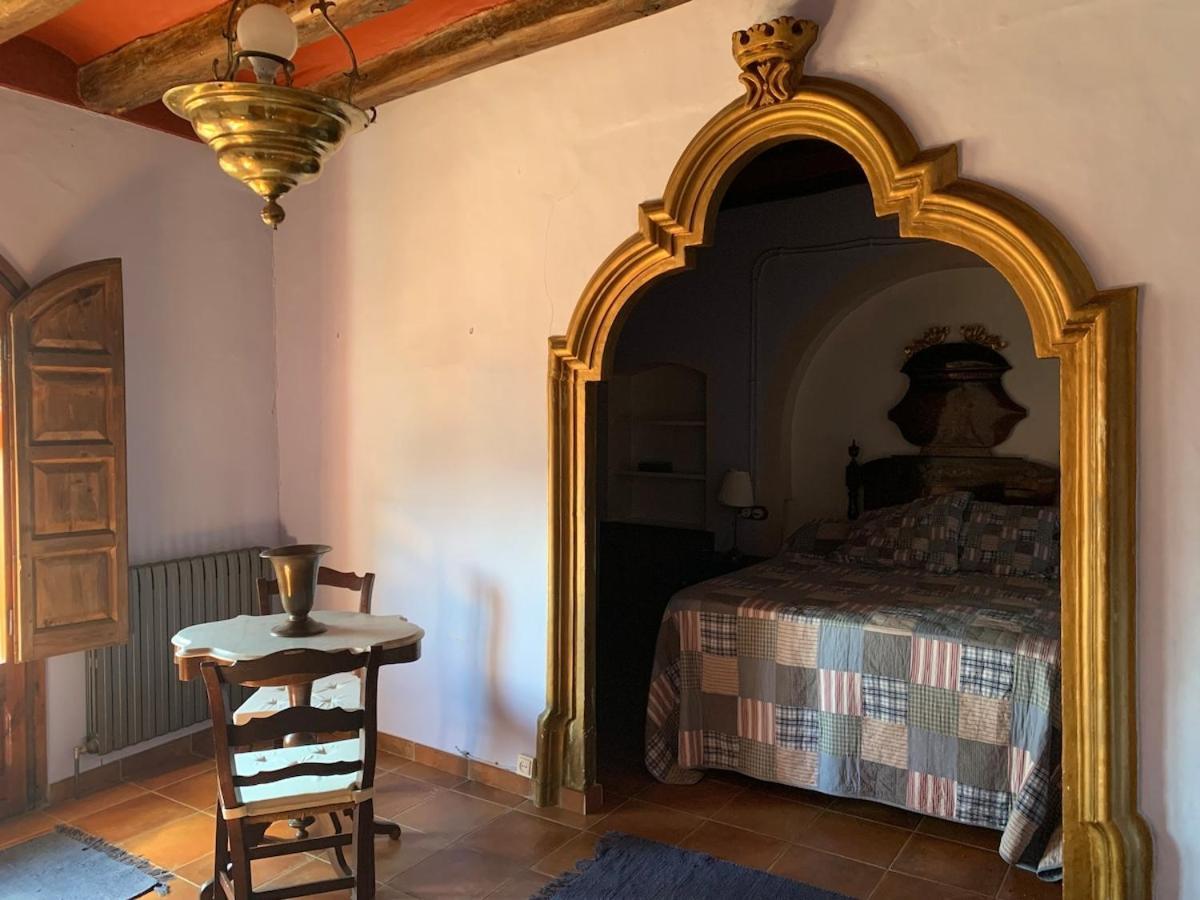 Masia Cal Millas - Turisme Rural Castellfullit de Riubregos Екстериор снимка