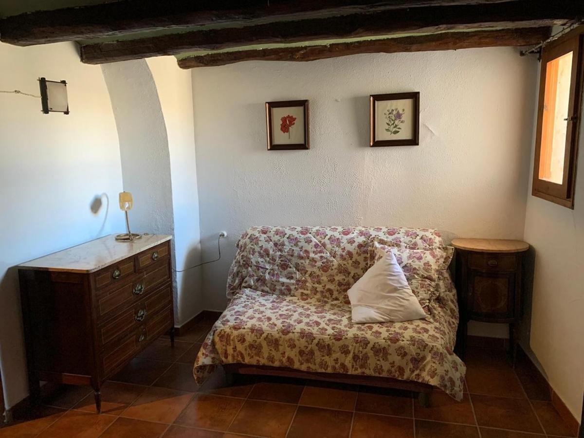 Masia Cal Millas - Turisme Rural Castellfullit de Riubregos Екстериор снимка