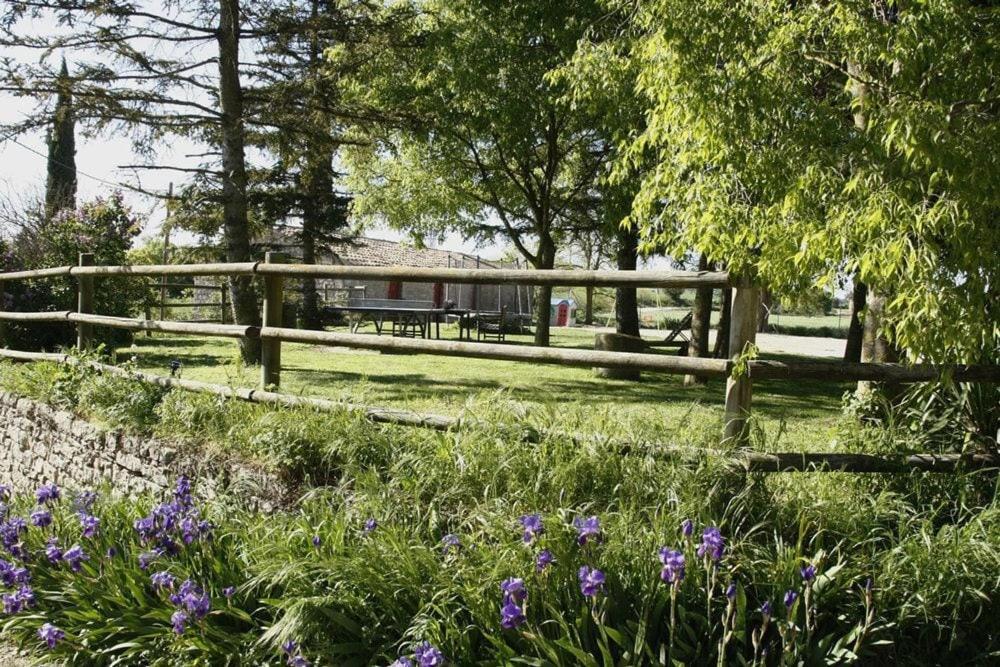 Masia Cal Millas - Turisme Rural Castellfullit de Riubregos Екстериор снимка