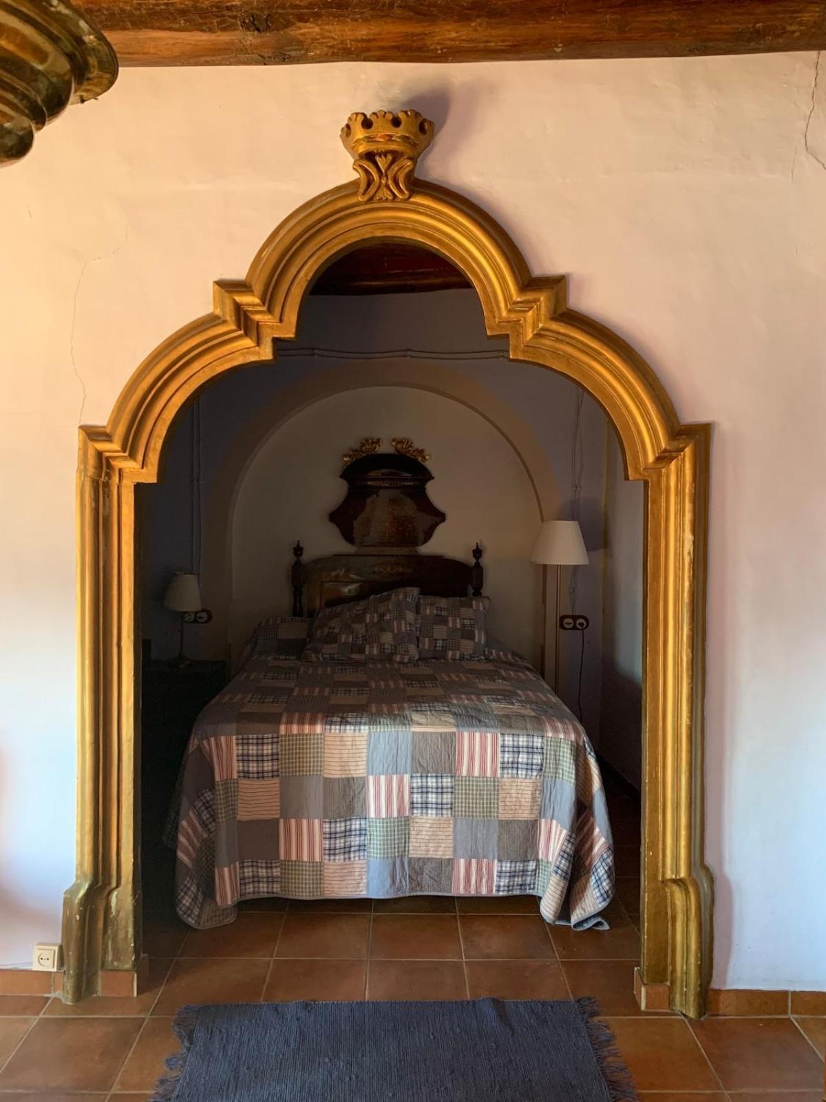 Masia Cal Millas - Turisme Rural Castellfullit de Riubregos Екстериор снимка